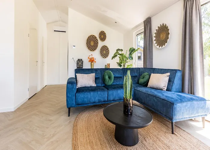 Σαλέ By Pond In Veldhoven