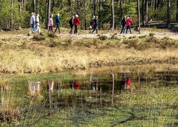 By Pond In Σαλέ Veldhoven