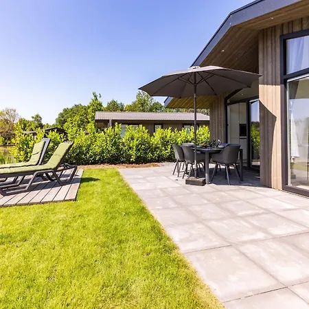 By Pond In * فيلتهوفين